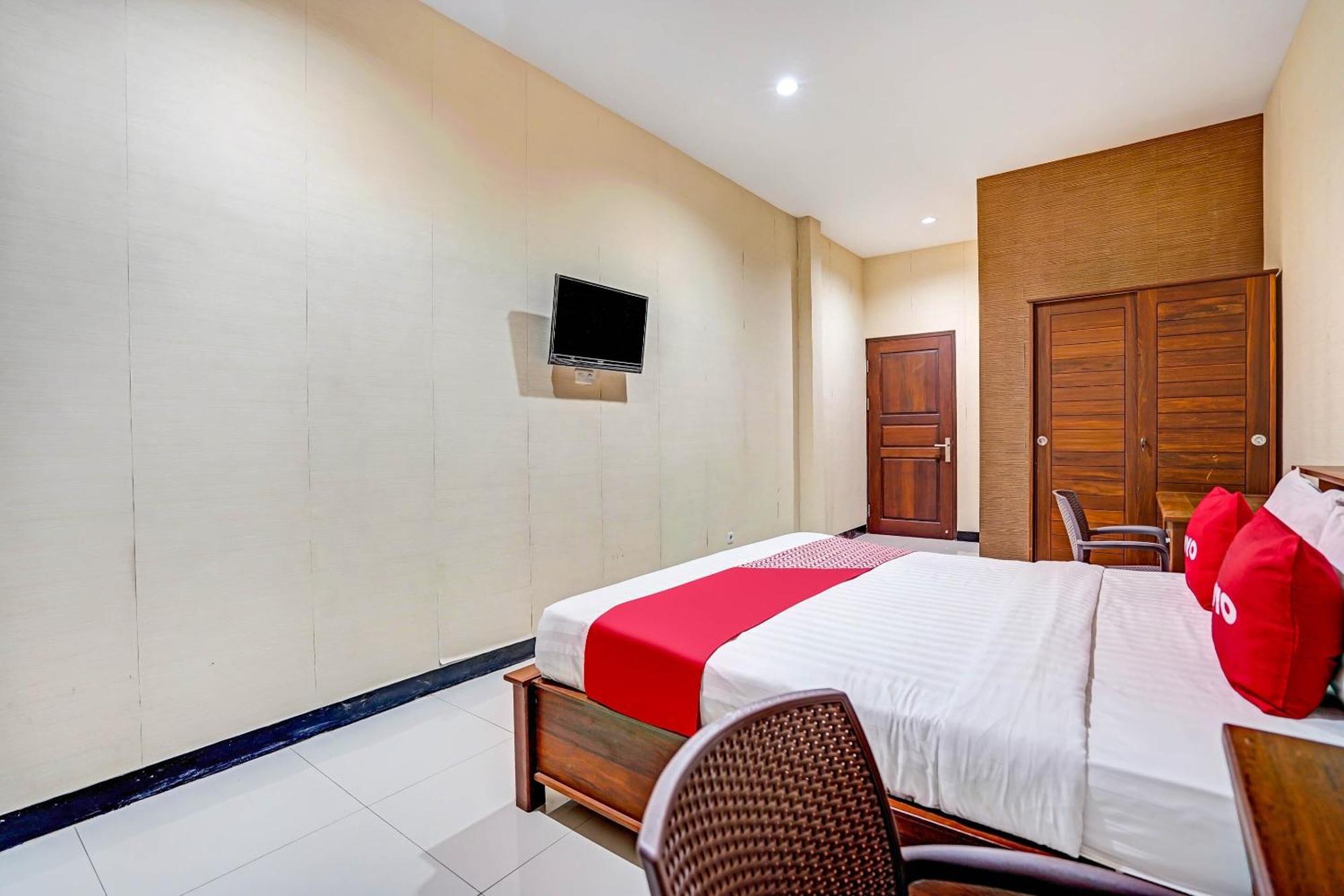 Oyo 90889 Dkb Residence Surabaya Bagian luar foto